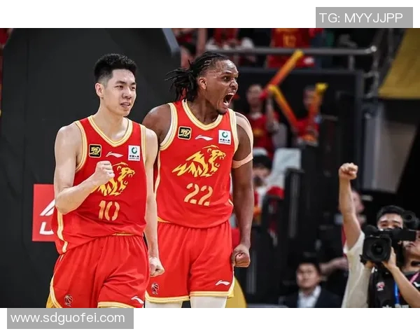 CBA精彩回放北京对阵深圳的激烈对决全程回顾与分析