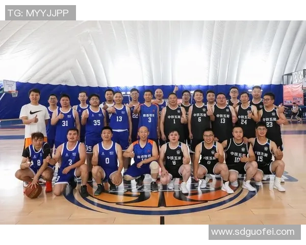 任骏飞领衔球队奋战新赛季展现篮球风采与团队精神的精彩旅程